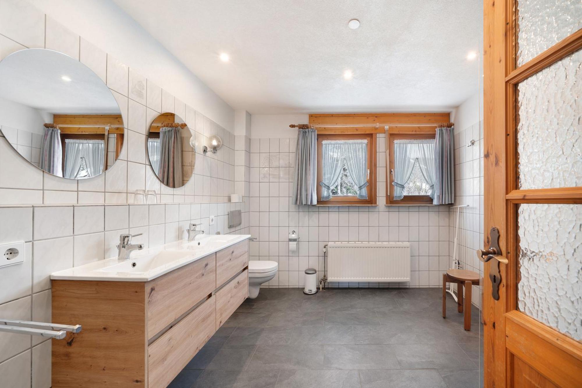 Haus Kandelblick Фуртванген Экстерьер фото